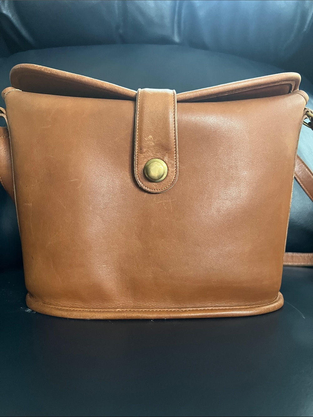RARE vintage 9853 Coach Binocular Bag in classic British Tan glove-tanned